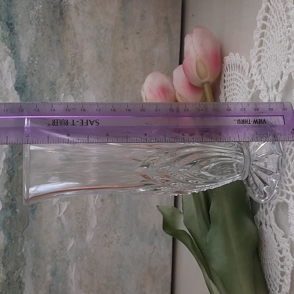 Pressed Clear Glass 7" Footed Bud Vase Diamond Leaf Pattern - Picture 6 of 7